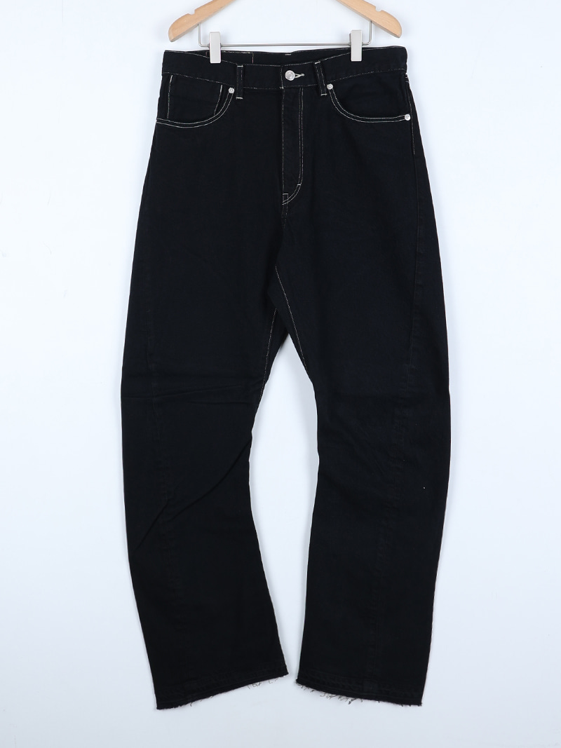 소이_ Overdyed 3D Jeans [Black]